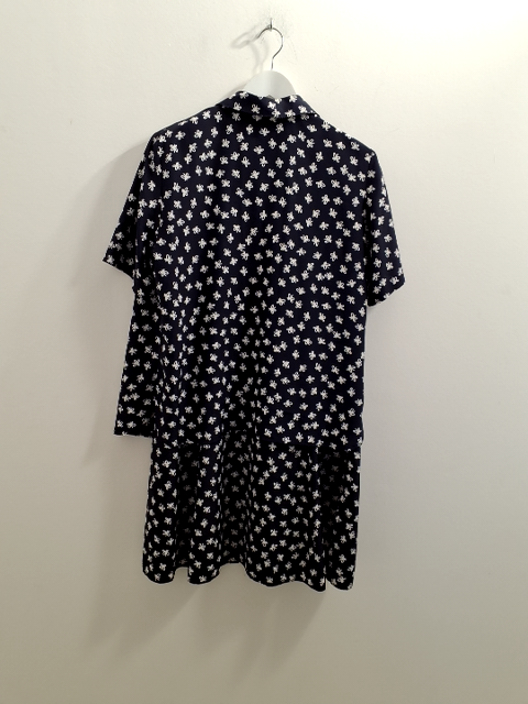 Lucia Bluse og nederdel.